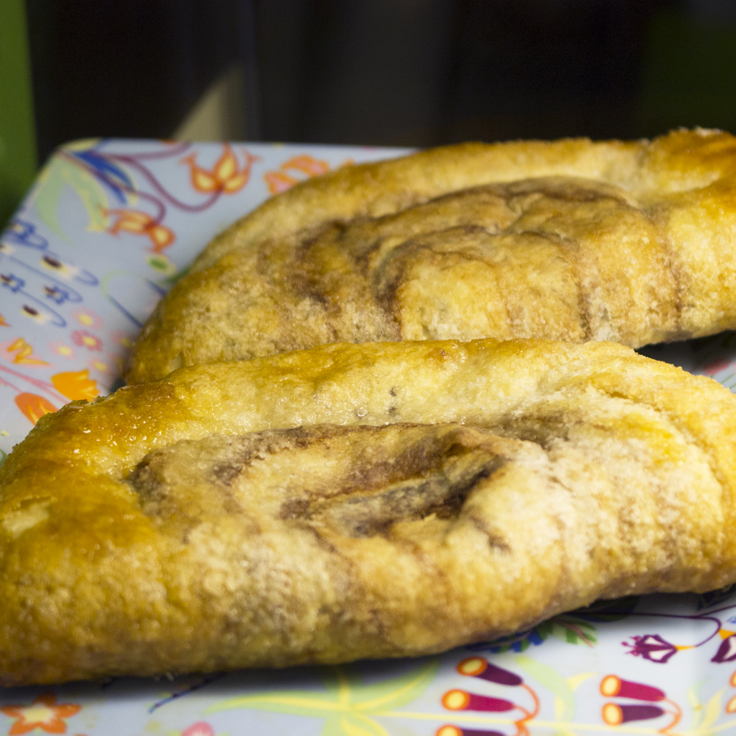 Cinnamon apple pastries